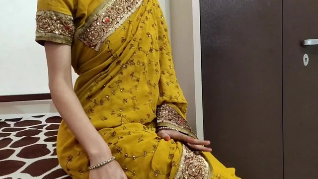 Teacher had sex with student, very hot sex, Indian teacher and student with Hindi audio, dirty talk, roleplay, xxx saara