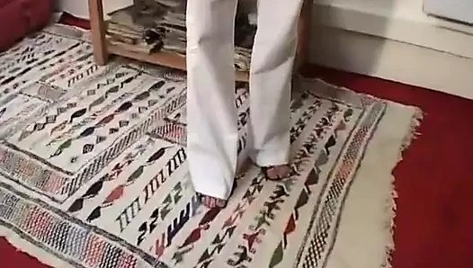 Lauras strip-interview