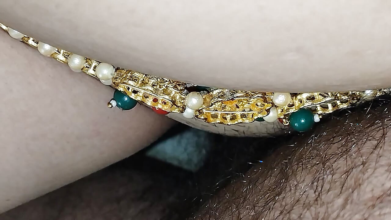 Sasur nay bahu ko hotel may bula Kar choday kiya