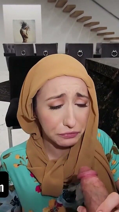 Best Friends Fucks For The First Time - Hijab Hookup | Clip 2