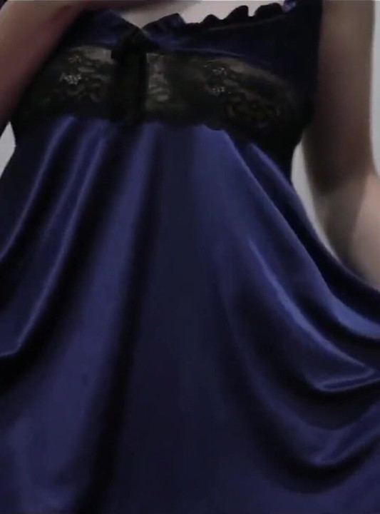 Indonesian Girl Wearing Blue Lingerie Squatting While Having Sex