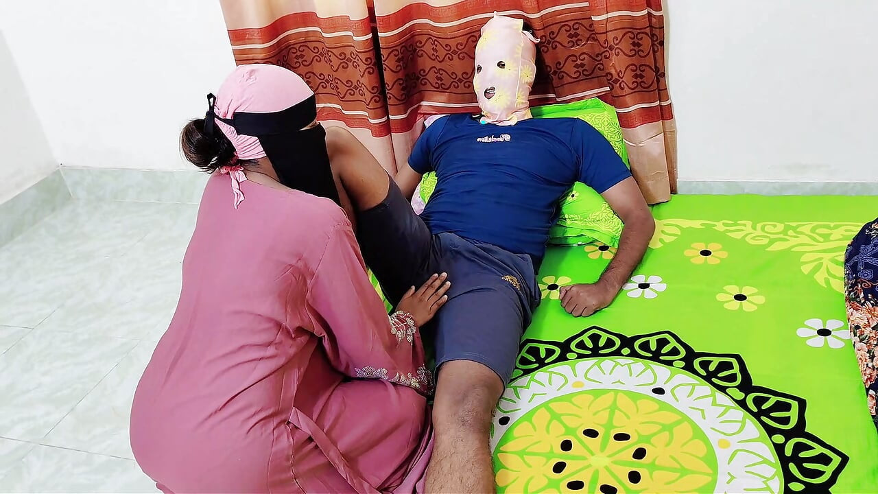 Hijabi stepmom want stepson big dick in her hairy pussy Desi hot xxx