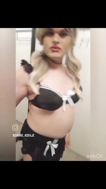我想成为你的娃娃