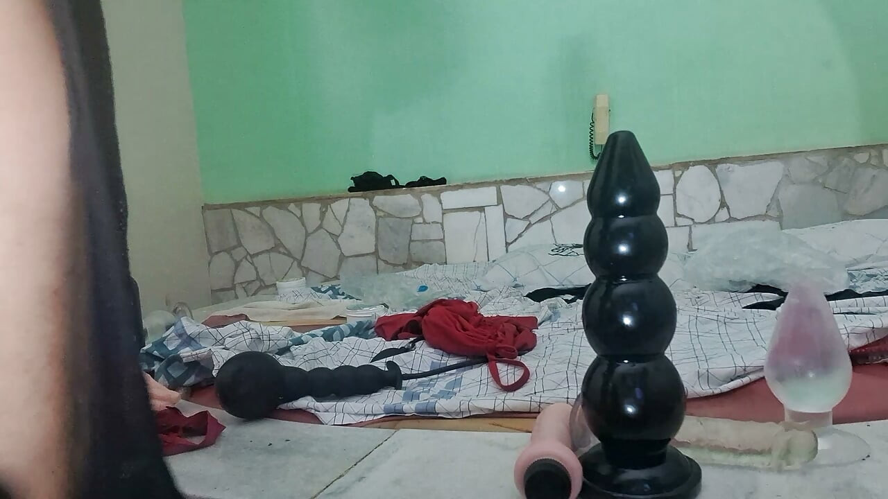 Amateur anal dildos uncut video