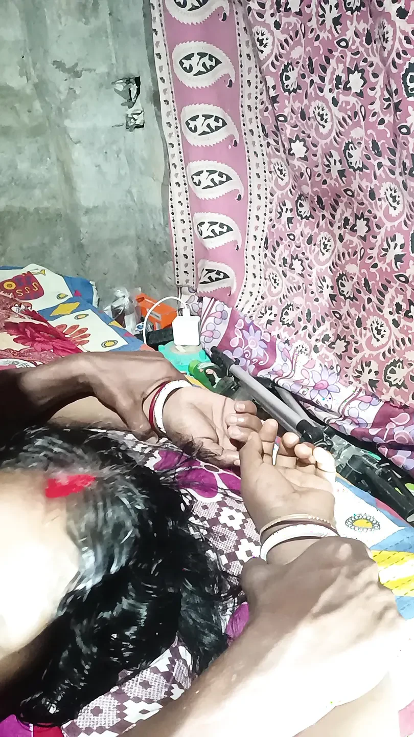 Xnxx Indian Desi Aunty's Romance