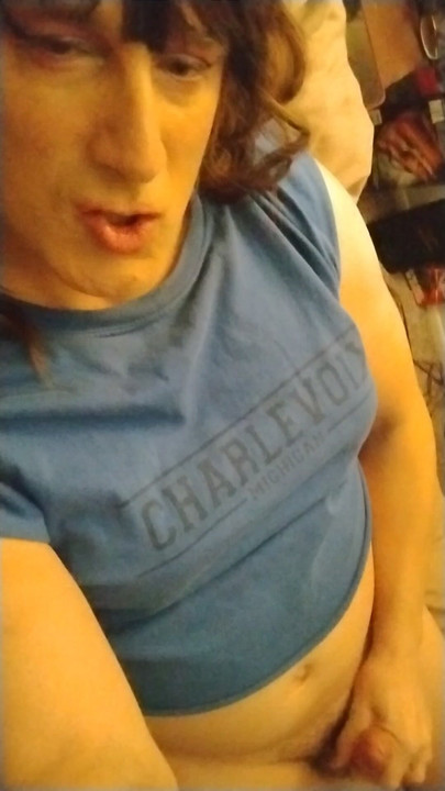 สาวข้ามเพศช่วยตัวเองตอนเช้าแสนสนุก