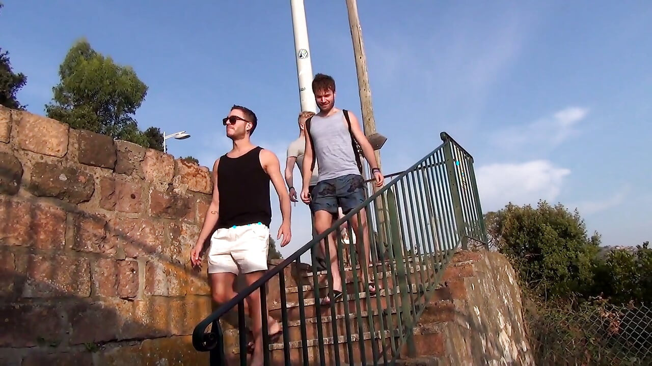 3 sublime guys for a hot fuck at the beach