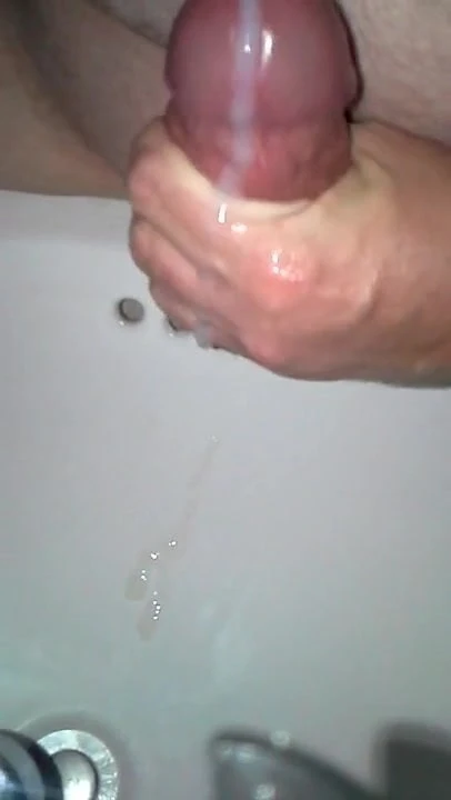 pumping mi pene pt 3 a heavy cumload