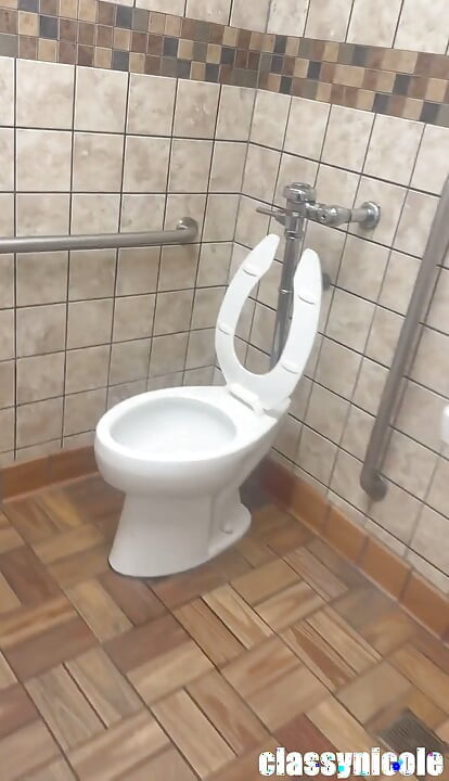 Waffle House Em Primeiro Plano, Banheiro Público, Foda Com Jasper E Nicole