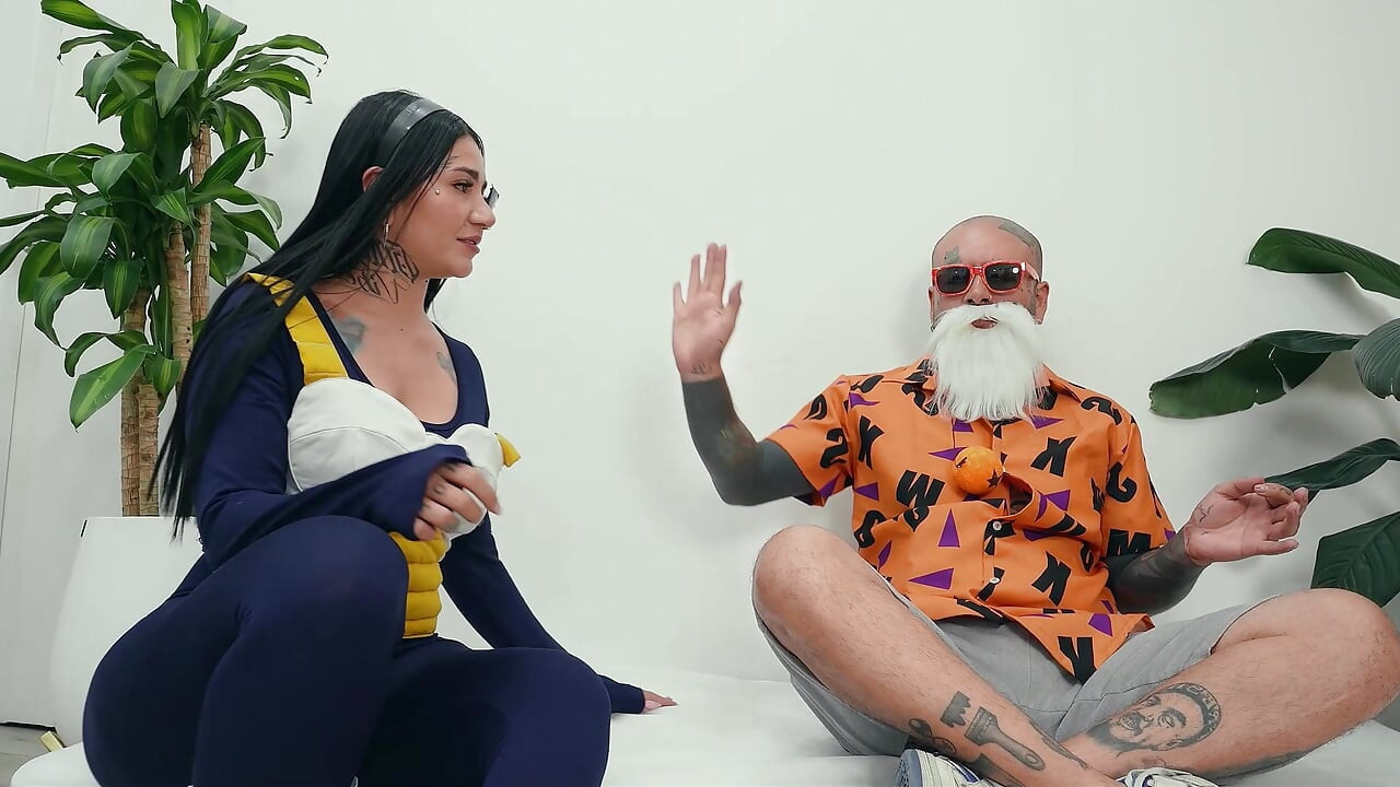 Master Roshi mengajar saya teknik purba, dia memanggilnya pose naga- Peraturan 34 Dragon Ball