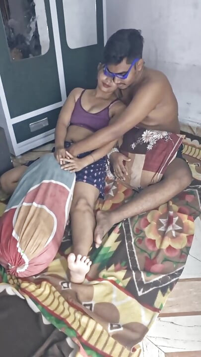 เย็ดแฟนสาว Desi