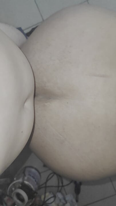 A milf bitch asked me to hit her hard in her own house while her husband wasn't there