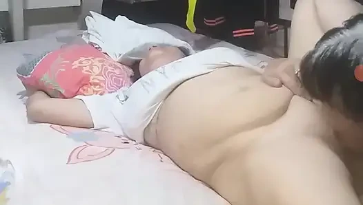 En iyi amcık yiyici olduğumu biliyor