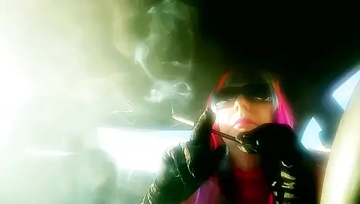 MRS. ROMAN IN HER RAINBOW WIG SMOKING A VS120 IN A LONG CIG HOLDER CD TG MATURE