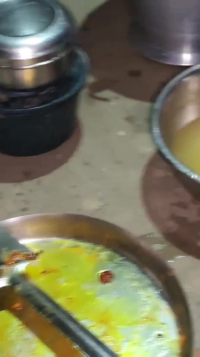 När jag lagade bhabhi ji hade jag kul hemma. | Klippa 1