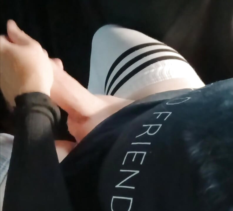 18 minutes edging and jerking with Raven LeTrap
