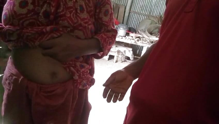 Bangladeshi Daytime Sex with Hot Aunty