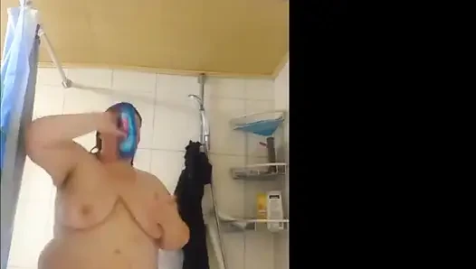 Lihat aku, SSBBW panas, mandi.