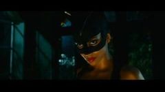 Sexy Halle Berry como Catwoman - ¡guau!