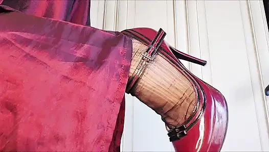 Sıkı götümün her yerinde iyi bir sikiş, seni yorulmaz sert yarağımla seviyorum