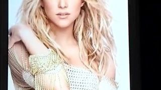 Sperma eerbetoon Shakira
