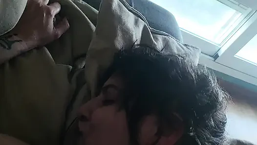 Cowok ini ngentot memekku dari belakang - pov