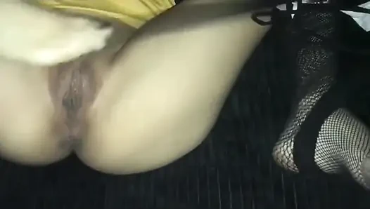 Ngentot abang tiriku pagi-pagi!