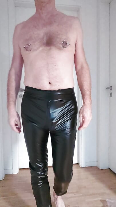 Примірочні повії