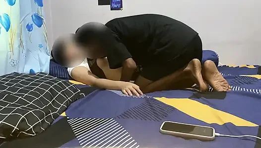 Pertama kali ngentot saudara cantik body mantap