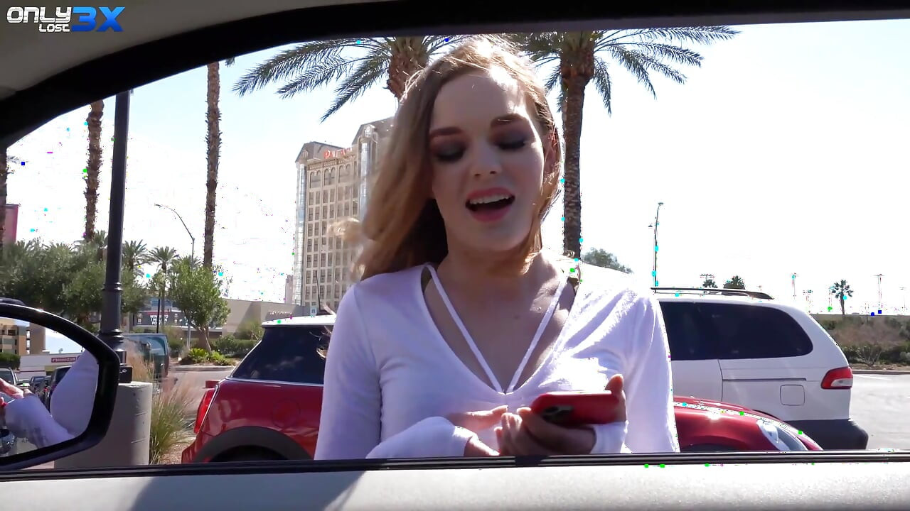 Tatlı bebek Samantha Reigns harika sikişiyor ve yüzüne boşalıyor