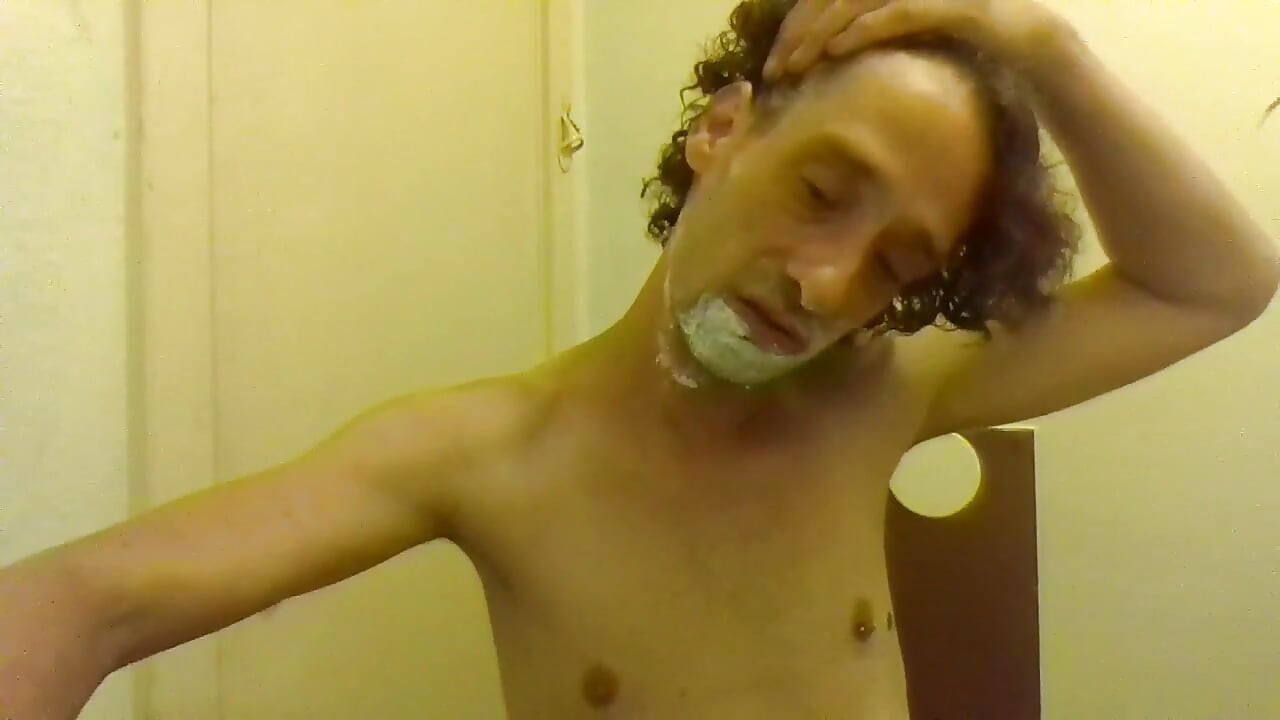 Afeitado de cara, fetiche fanclub video del mes - agosto 2021