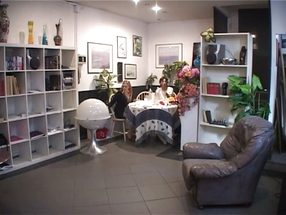 Petrecere sexuală acasă