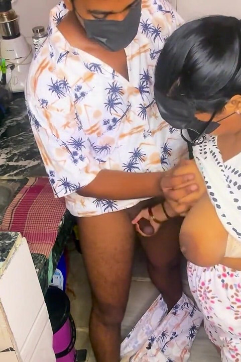 怒れるデシメイドがボスに激しく犯される激しい復讐セックス