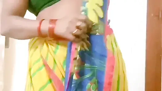 Desi Indian Tamil BBW Wife Nude Tease Big Boobs Ass Hairy Pussy Saree Wearing! Renuraj