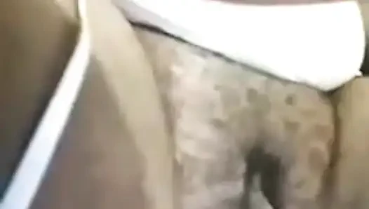 Aku suka bermain dengannya
