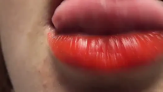 Perancis berciuman denganku! Fetish lipstik merah!