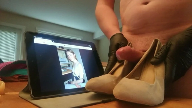 Someones heels.