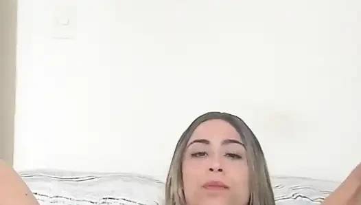 Skinny Girl Crazy for You to Come Eat Her