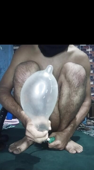 Condón de globo grande en show anal, webcam. Noreste Assam93