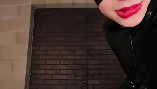 VRCosplayX Kylie Rocket As Catwoman Will Guide You Through The Mystery Of Sexual Pleasure Part 1