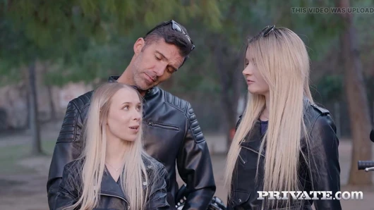 Private com - Amber Kawai, Nata Gold und Alice Ross, geile Biker in einer wilden orgie.