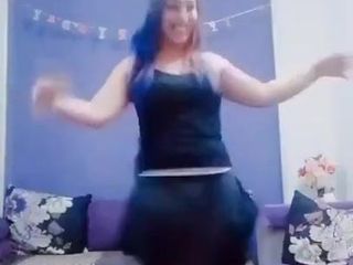 Mamă sexy egipteană Sharmota dans în casă nar