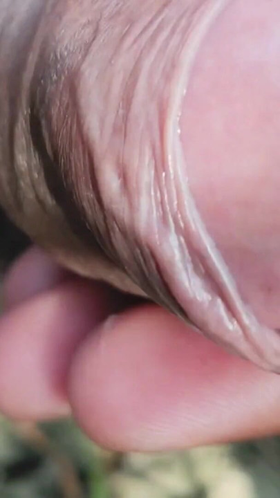 Today I went to the field and shook my cock and the water came 💦 out. | Clip 1