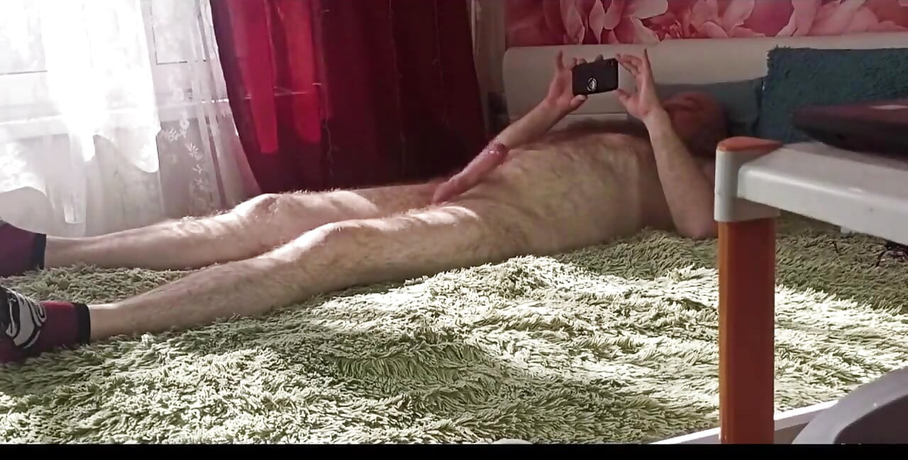 Naughty Mature Dick Dancing While Waiting for a Beautiful Cowgirl MILF.!. ))