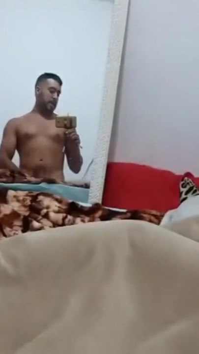 החברה שלי מאוד שובבה | קליפ 1