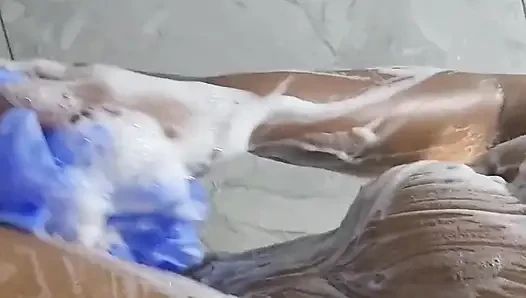 Duş sonrası hızlı mastrubasyon