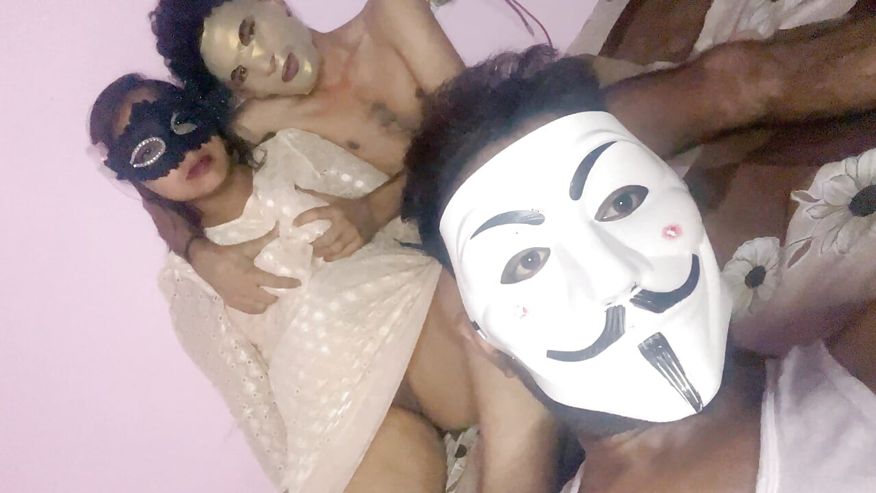Amigo y su esposa - unidos en trío