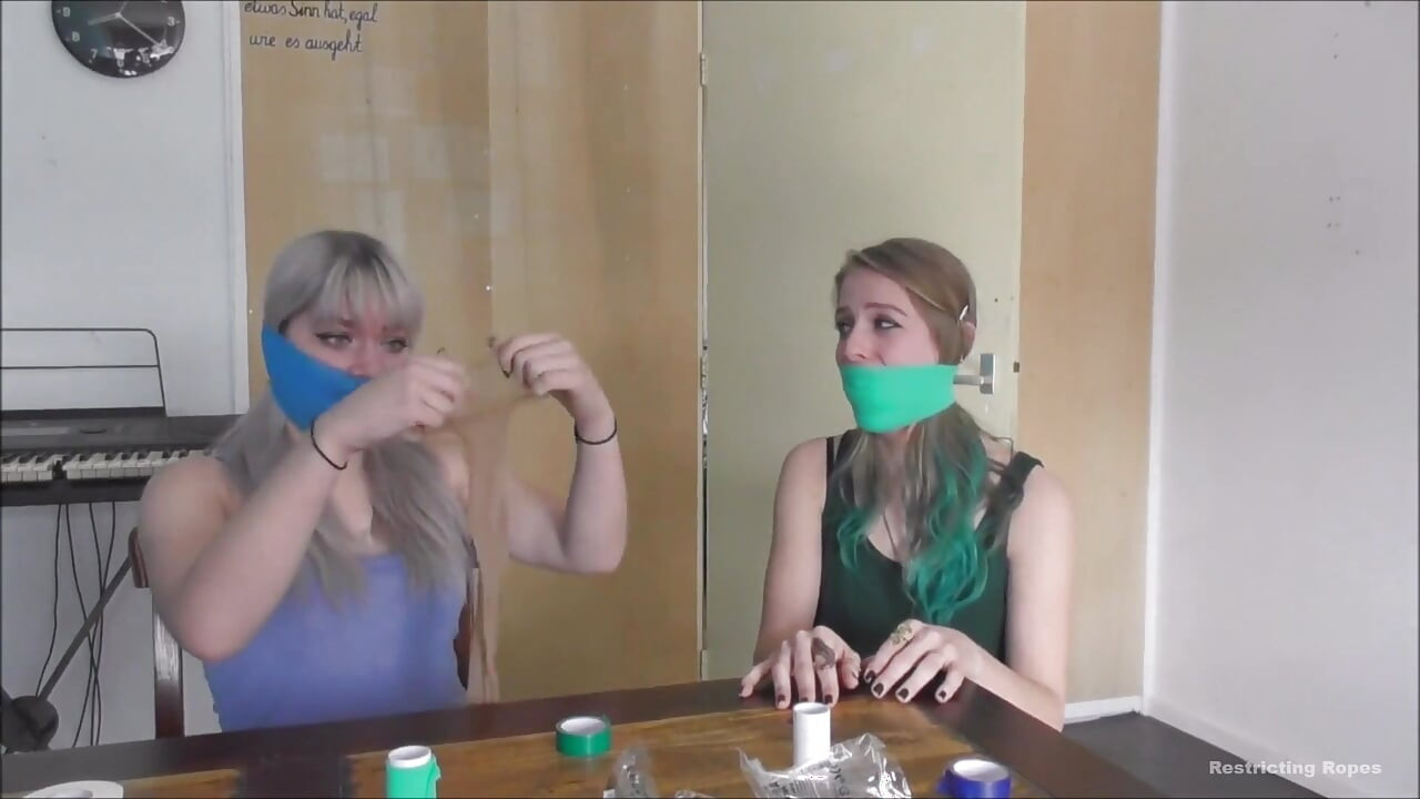 Luna Grey & Violet Haze - gag party HD