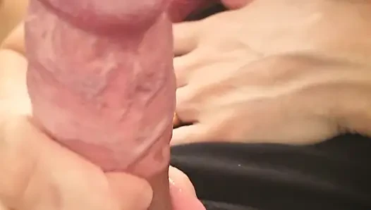 Pacarku yang nggak pernah menikah nyepong kontol pacarnya