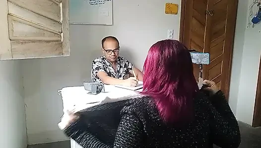 Горячее интервью с ее большими сиськами и задницей